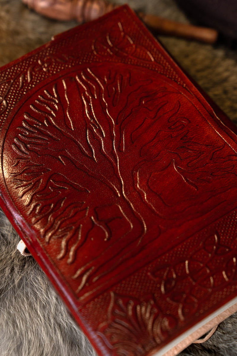 Leren boek Yggdrasil