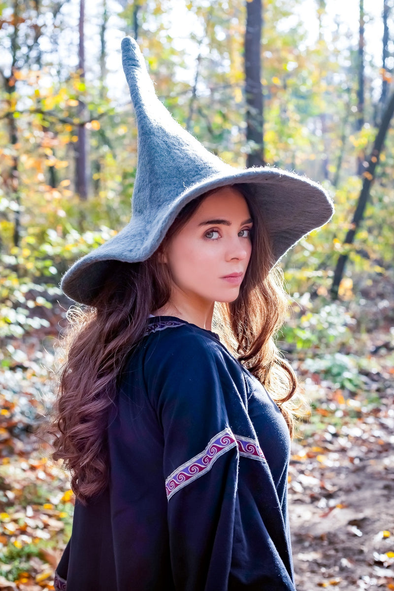 Heksenhoed, grijs, wolvilt