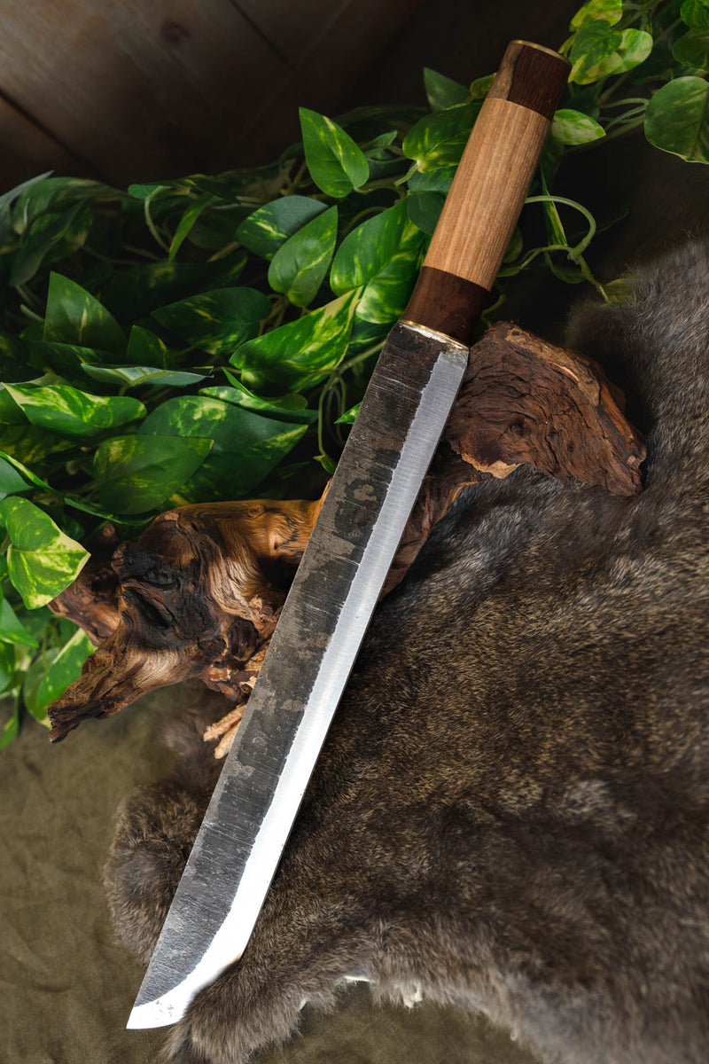 Germaanse sax Leuthari, semi-scherp