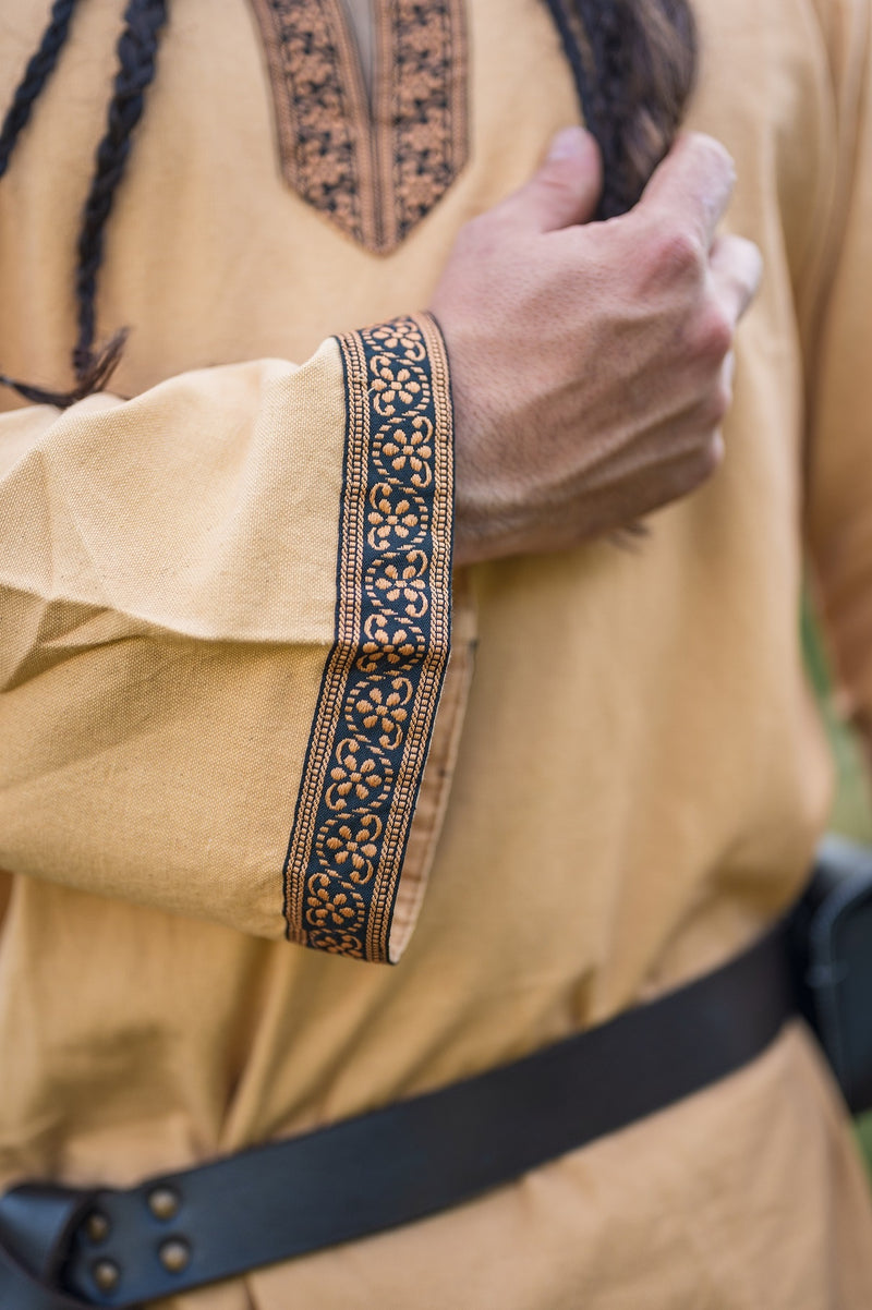 Keltische tuniek Finn, honingbruin