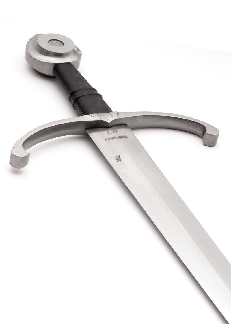 Oakeshott XVIII, Royal Armouries, semi-affilato 