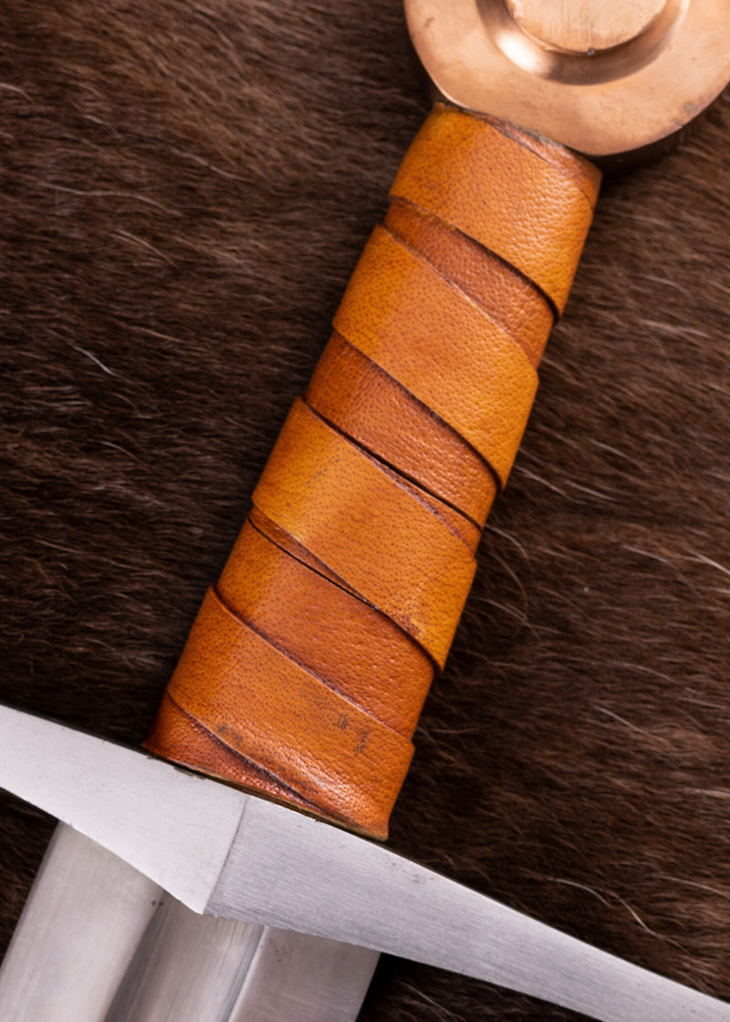 Ridder zwaard Sankt Annen, 12e eeuw, semi-scherp