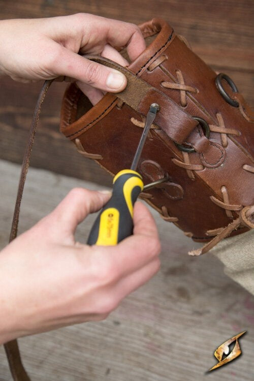 Arrow Case Artemis, Brown