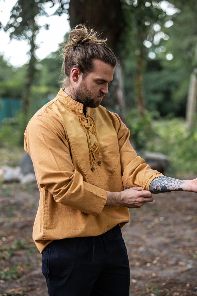 Handgeweven shirt, honing