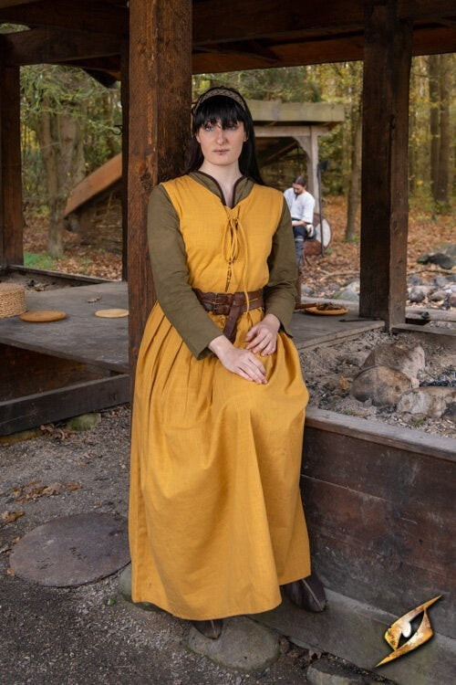 Medieval Dress Adelina, Geel