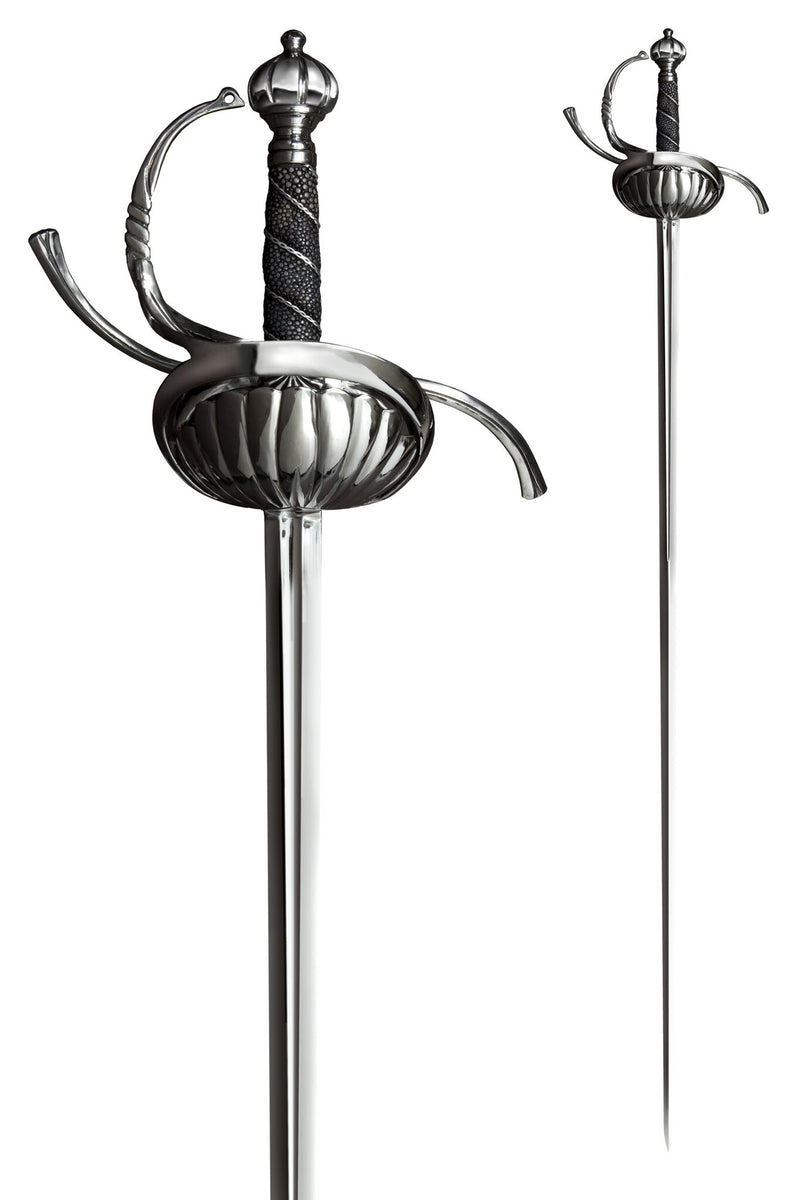 Rapier met schelpvormige stootplaat, scherp