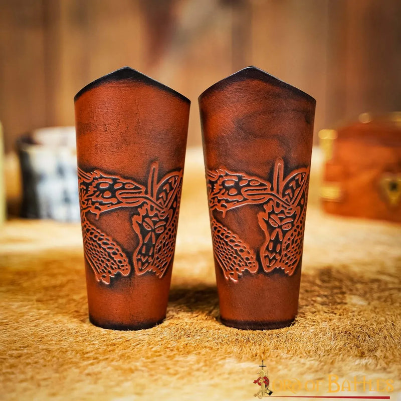 Läderarmskydd med drake, armskenor, brun 