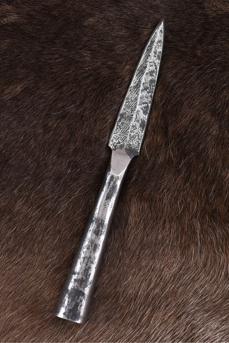 Germaanse werpspeerpunt, framae, scherp