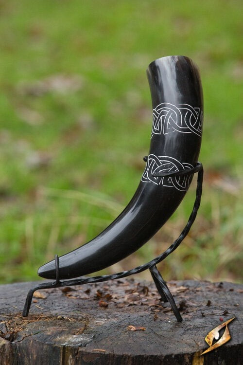 Drinking horn Tara, light, 500–650 ml