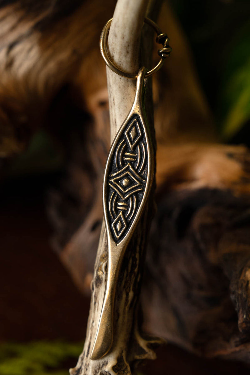 Viking nail cleaner Birka grave 660