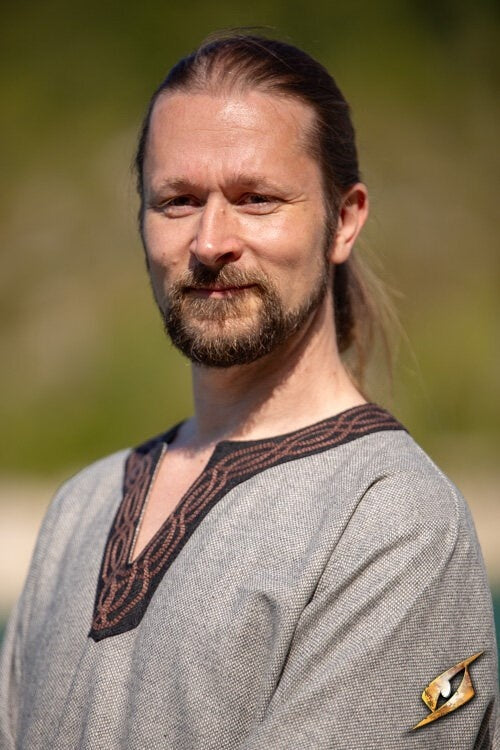 Tunik Hilmar, Vismebraat, Gray