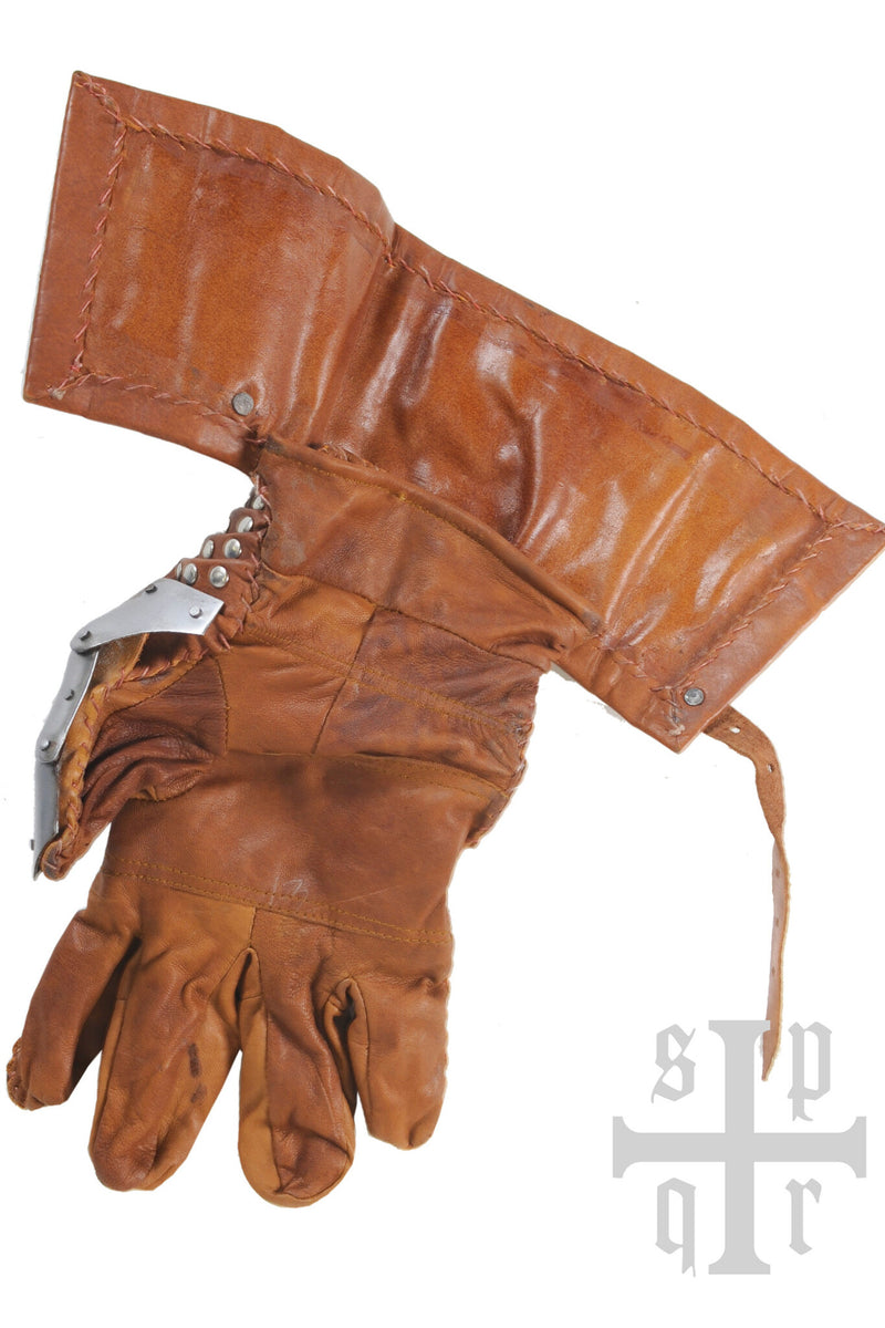 Pantserhandschoenen Visby, 14e eeuw, 1 mm