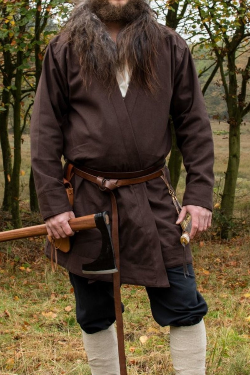 Vroegmiddeleeuwse kaftan Njord, bruin