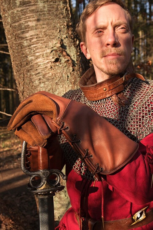 Guanti medievali in pelle, marrone 