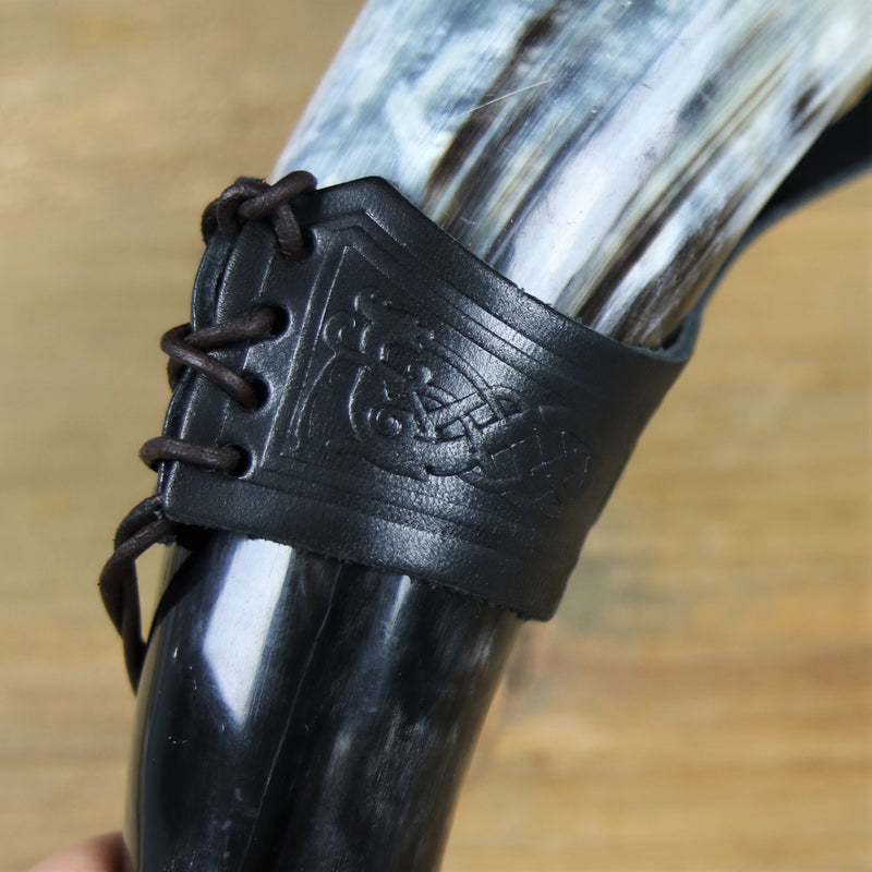 Drinkhoorn houder Castagir zwart