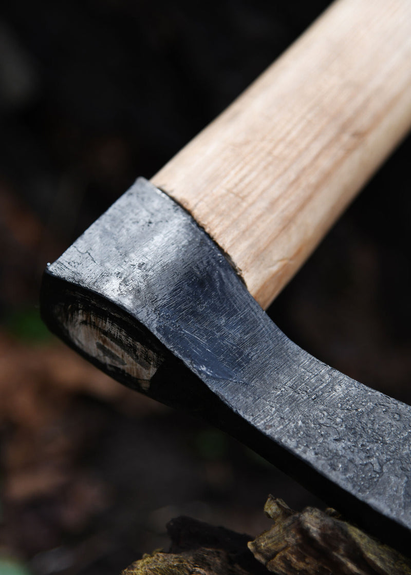 Grote Fransiska werpbijl, semi-scherp