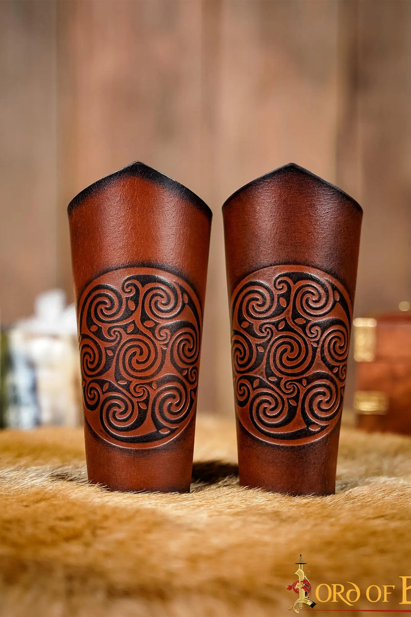 Leren bracers Ingalvur