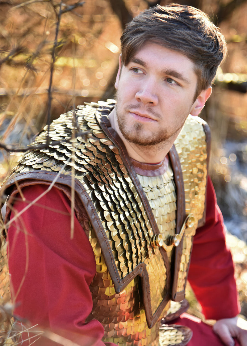 Schaalpantser, lorica squamata, messing