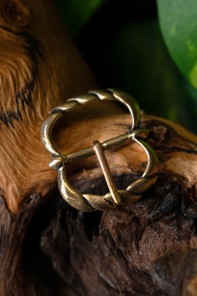 Late middeleeuwse gesp 2a