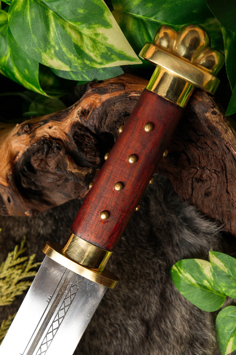 Merovingian seax British Museum, semi-sharp