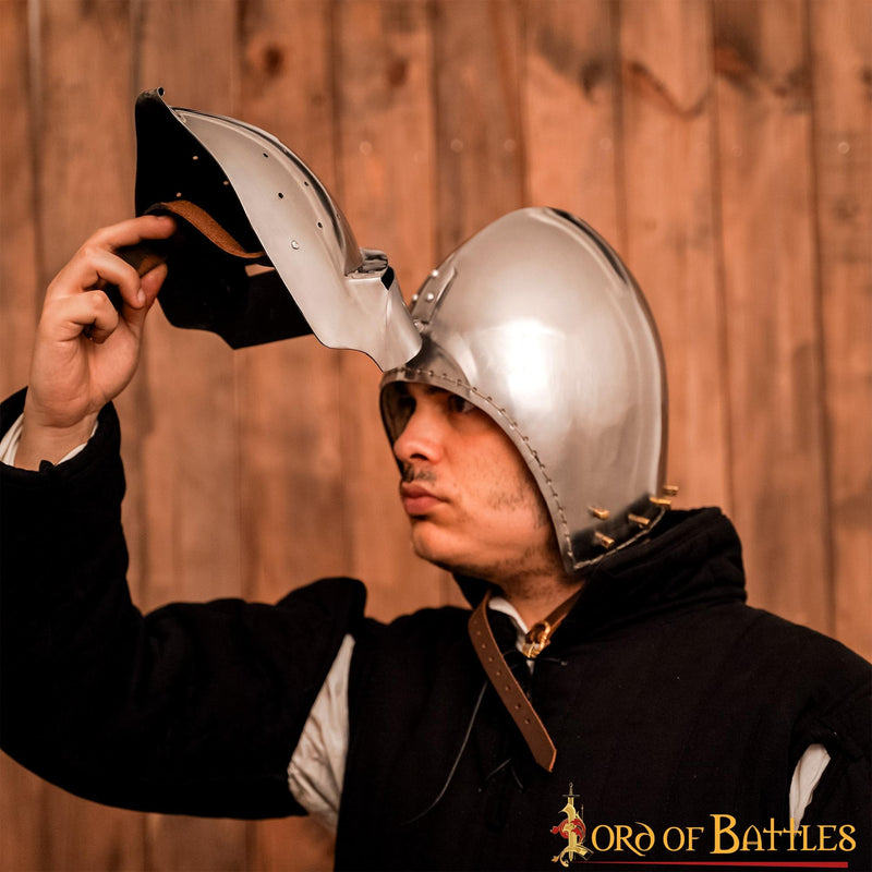 Niemiecki Bascinet Klappvizier, 2 mm