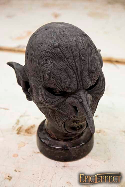 Masque Gobelin maléfique, non peint 