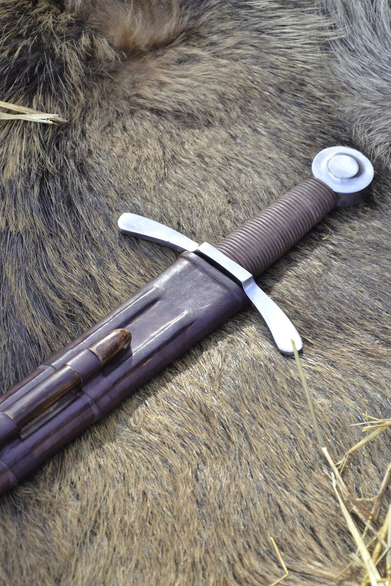 Middeleeuws kruisridderzwaard, semi-scherp