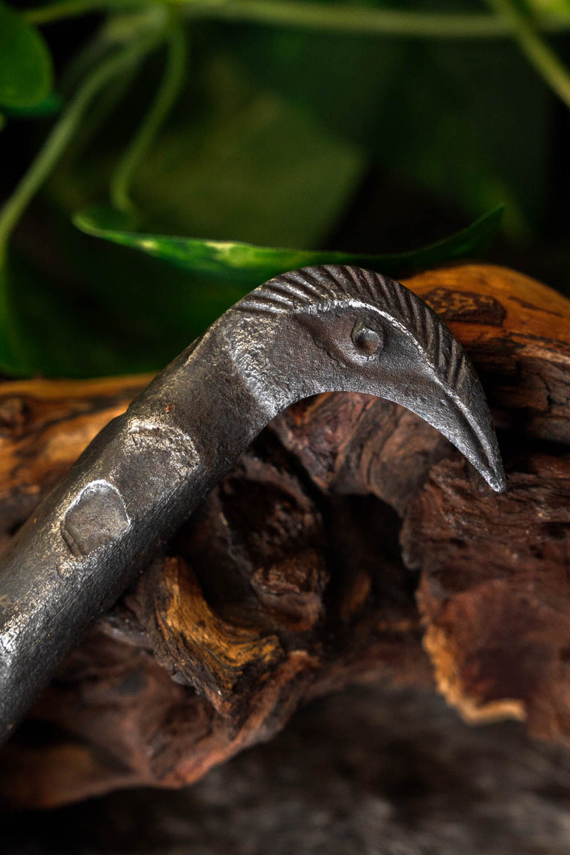 Forjado a mano cuchillo Jorik, semi-afilado 