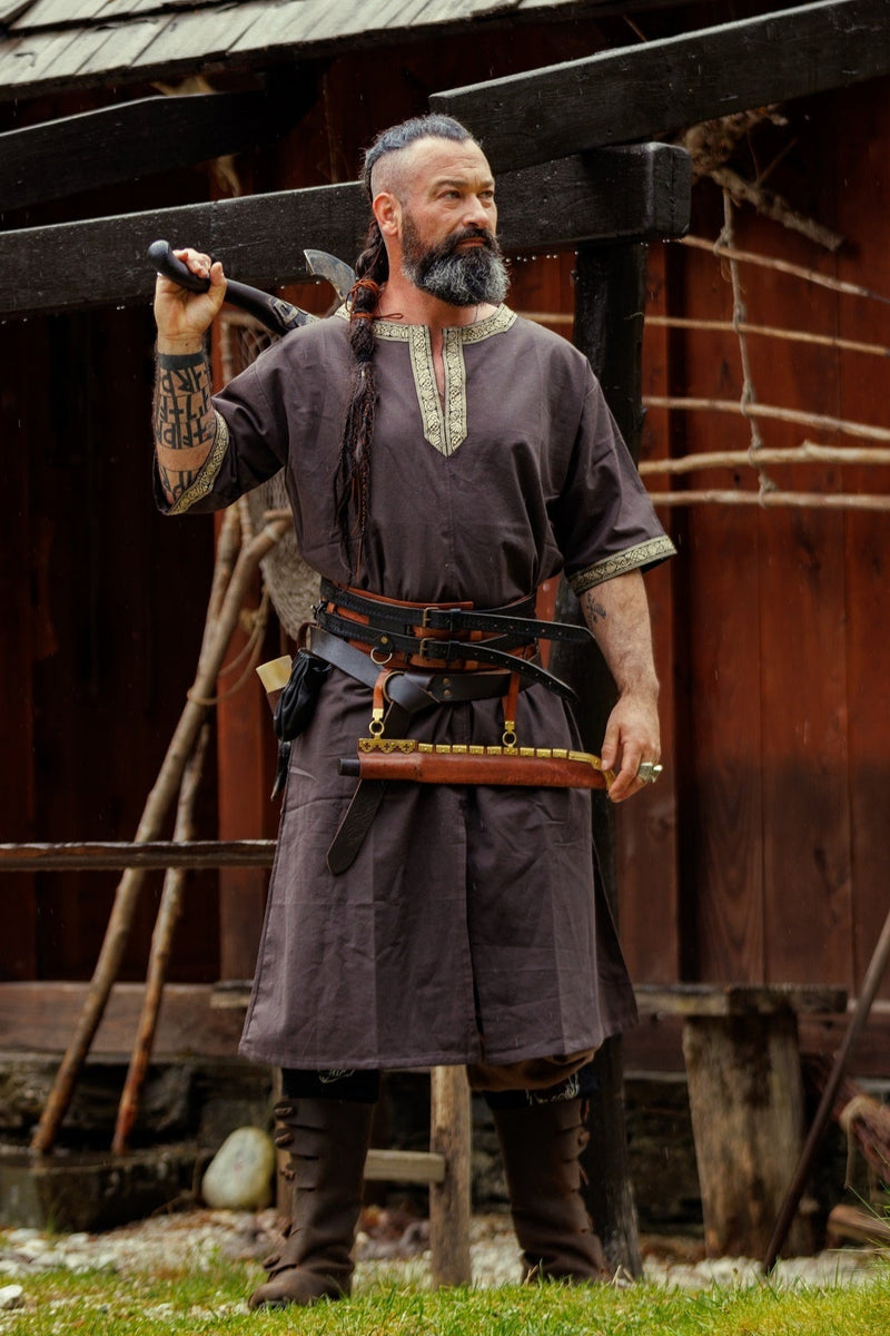 Keltische tuniek, korte mouwen, donkerbruin