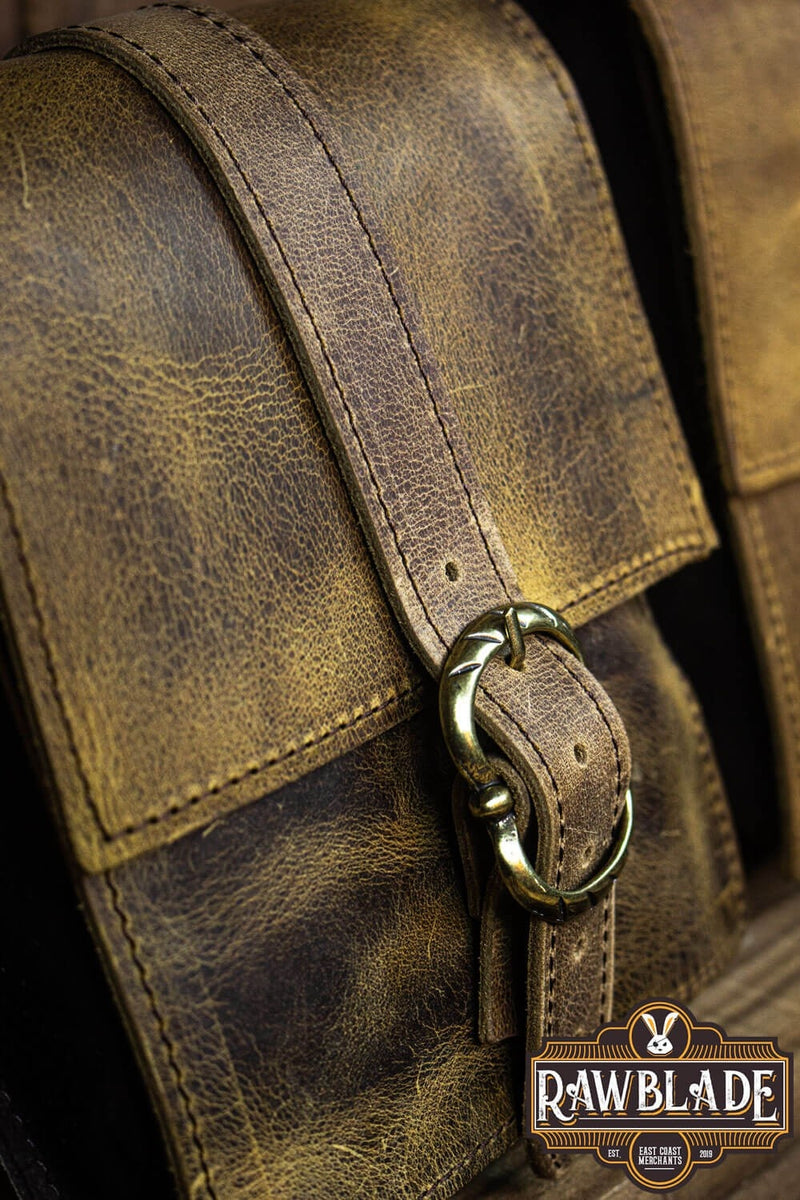 Tapferer Beutel mit Doppelgürtel - verwittert