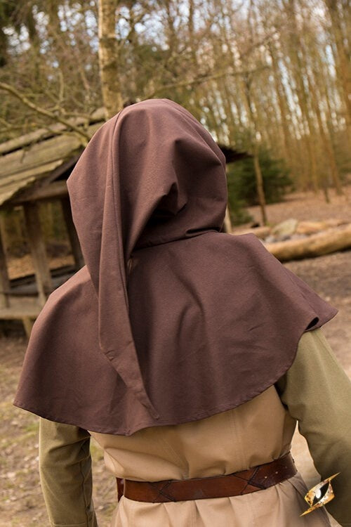 Middeleeuwse kaproen Walt, bruin