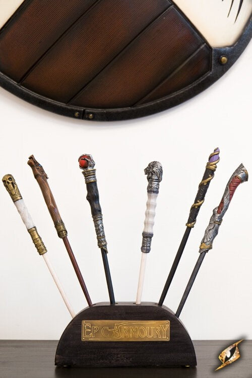 Houten standaard voor toverstokken