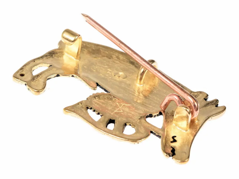 Pelgrimsbadge varken met doedelzak, verzilverd brons