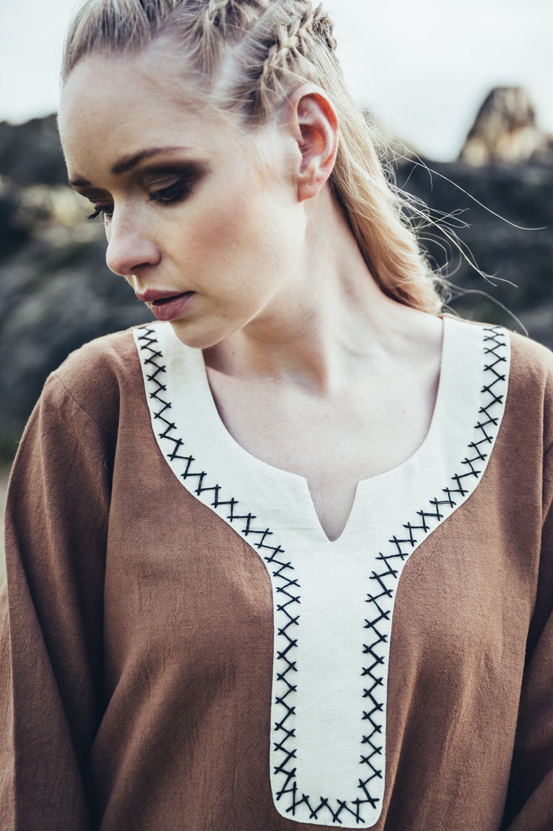 Sukienka Viking Lagertha, piasek