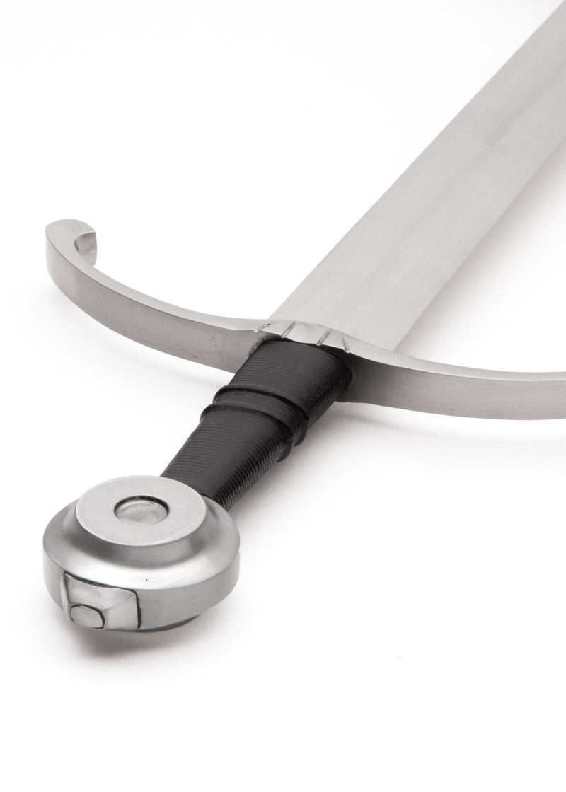 Oakeshott XVIII, Royal Armouries, semi-affilato 