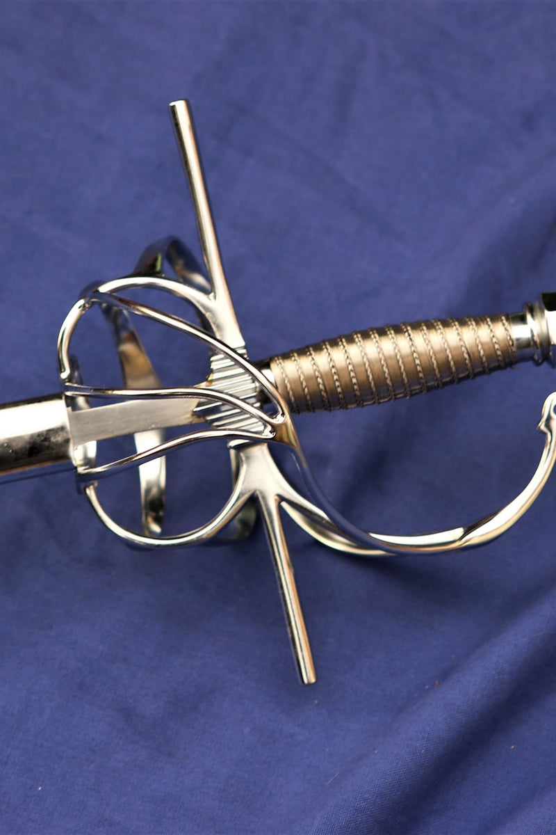 Rapier met leren schede, getemperd, bot (battle-ready)