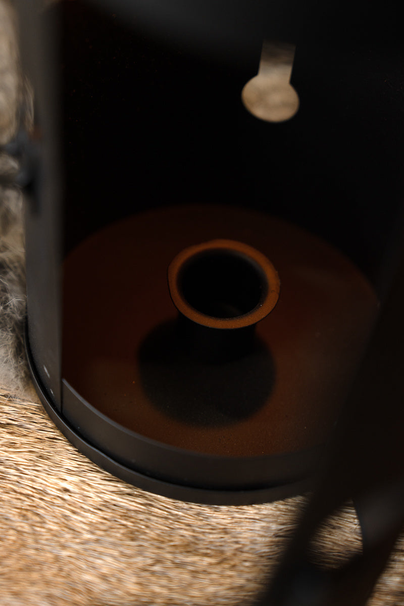 Lanterne avec fenêtre à croix 