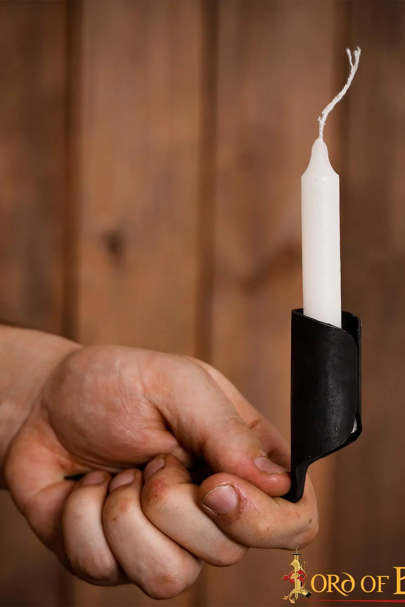 IJzeren middeleeuwse kaarshouder