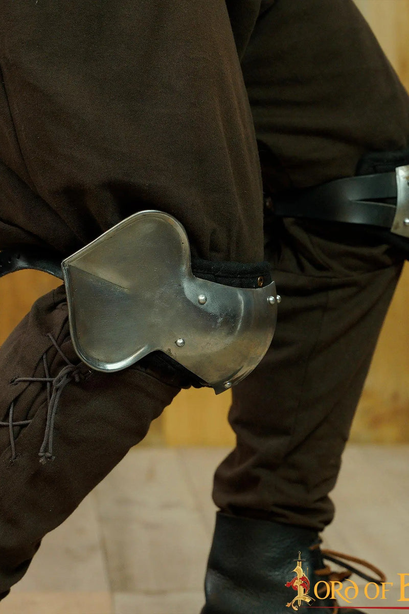 Middeleeuwse poleyns, kniestukken met rondels, 1.6 mm