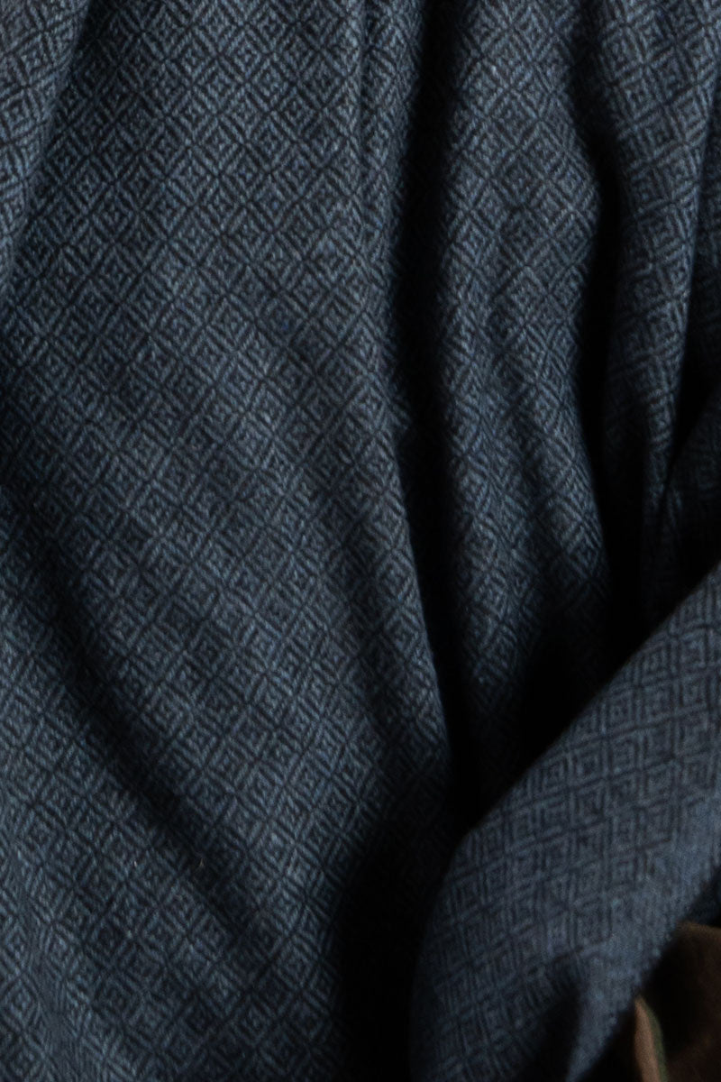 Wikinger Mantel Hjalmar mit Diamantköper, Wolle, blau-schwarz 