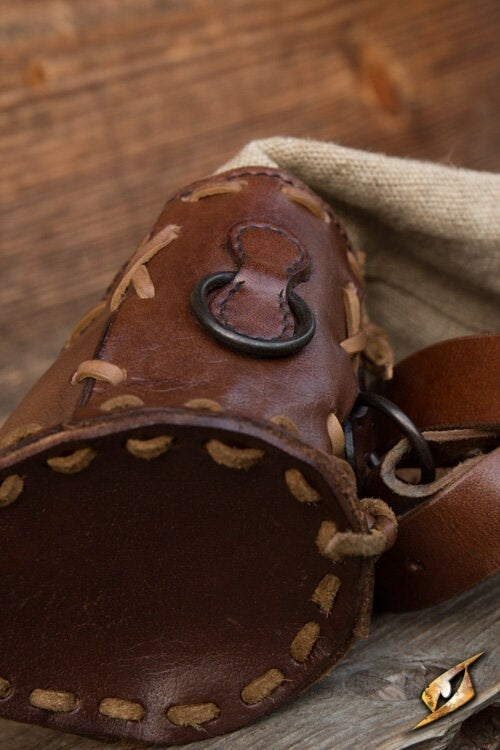 Arrow Case Artemis, Brown