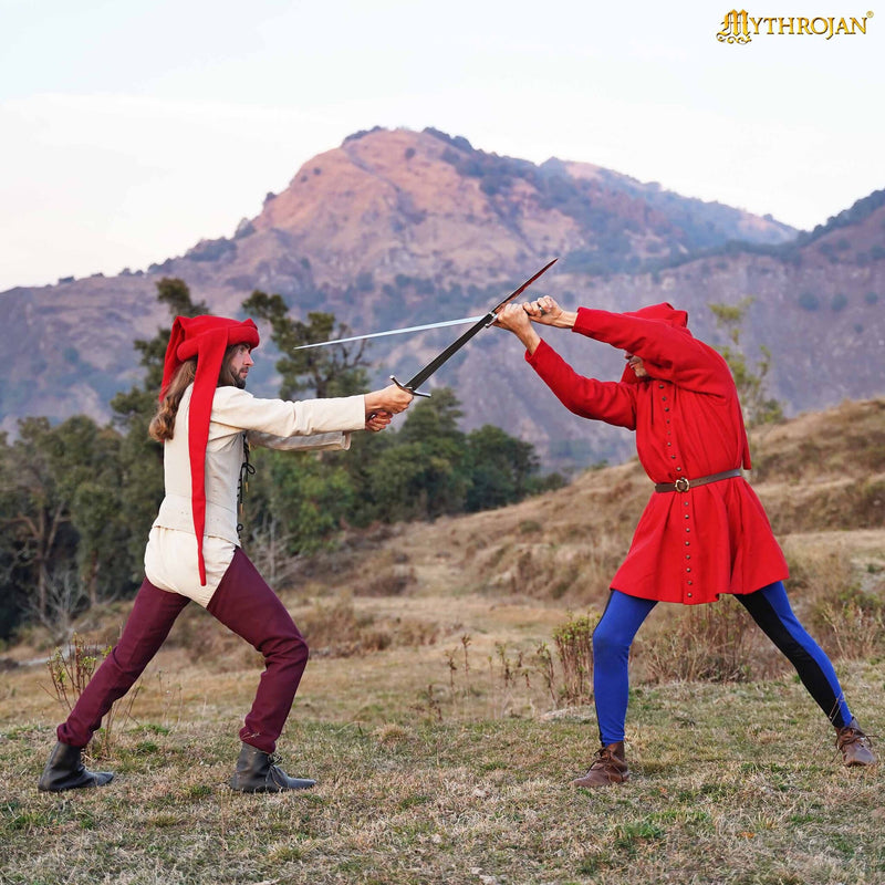 Middeleeuwse chausses, wol, donkerrood