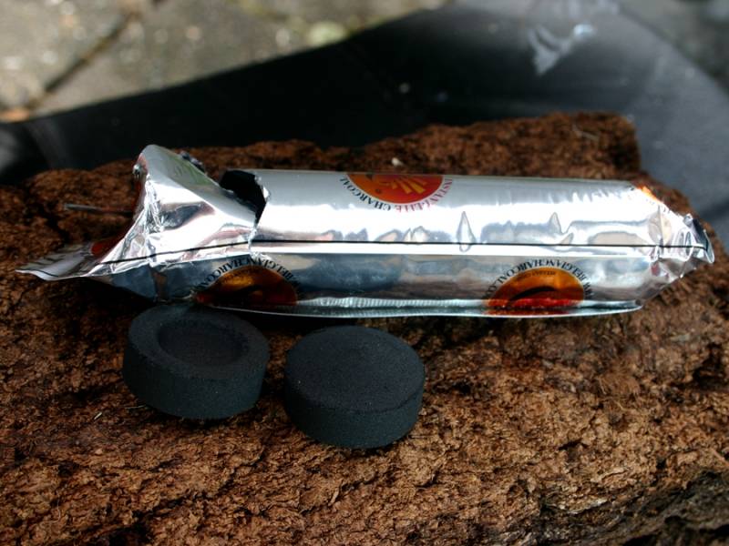 Ronde wierookkooltjes