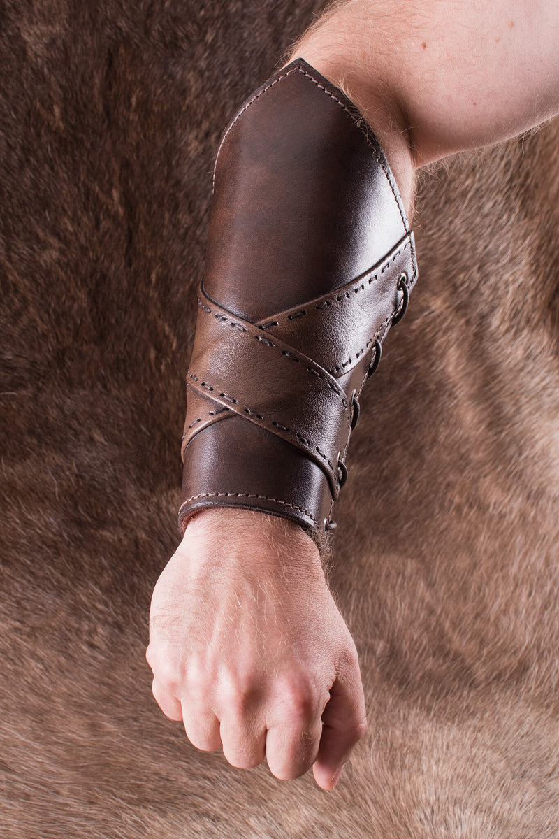 Uhtred leren bracers, onderarmbeschermers