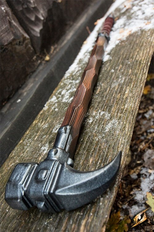 LARP martillo de guerra 