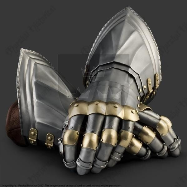 Luxe Gotische pantserhandschoenen, 1450-1500, messing, 1.2 mm