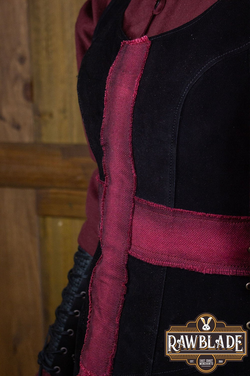 Cross Knight Tabard, Frau - schwarz/rot