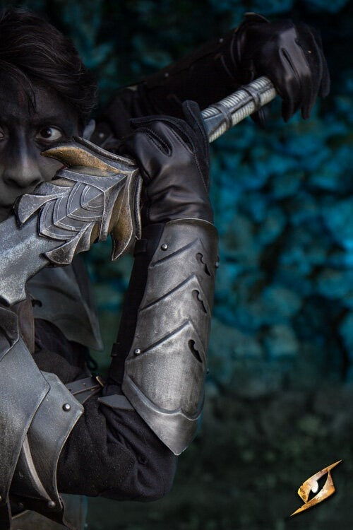 Dark elven Eventide onderarmbeschermers