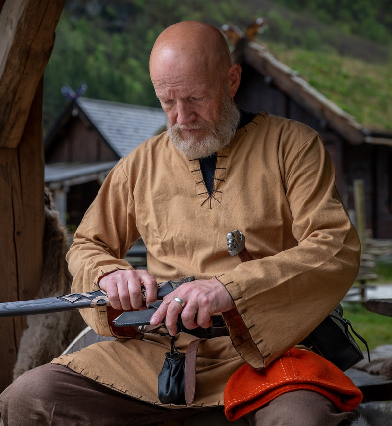 Tuniek met authentieke zoom, honingbruin