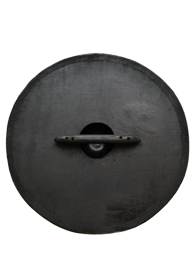 Scudo rotondo con croce celtica 